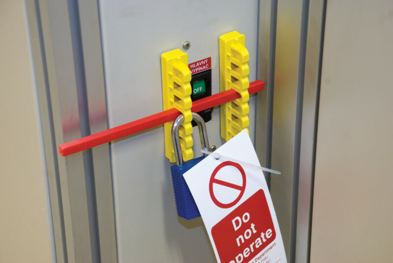 Låskit för strömbrytare 480-600V Brady 090891